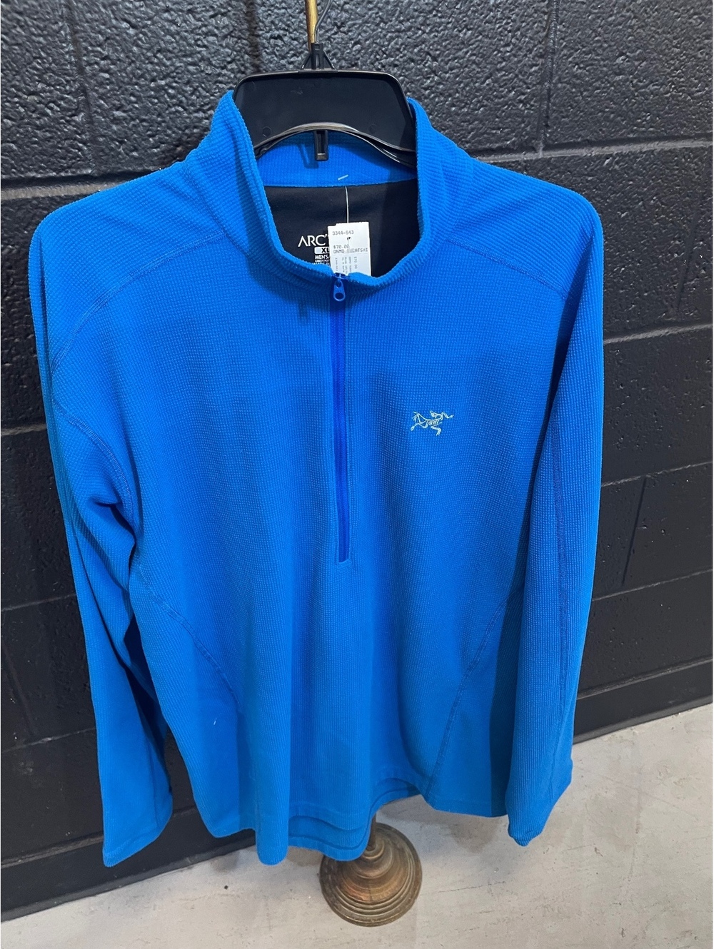Arc'teryx Men's Blue Delta LT 1/2 Zip Sweater XL